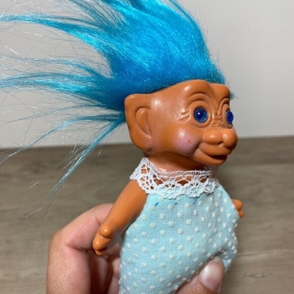 Grandma Troll Doll 1980s Kids Toy Blue Hair Made in Korea Etone - Picture 4 of 7